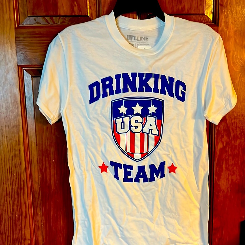 New T-Line Mens Fanny T-shirt S NWT Unique